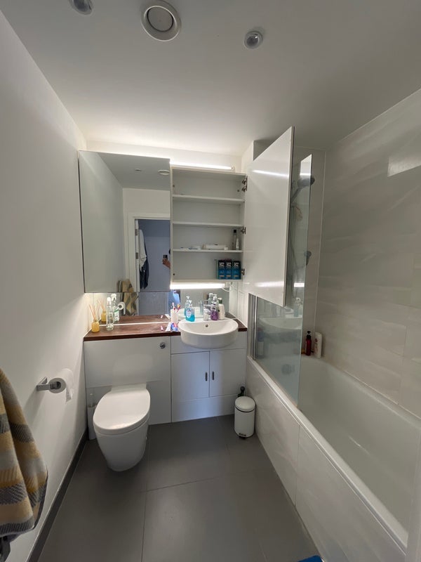 Room Duckett Street in Greater London