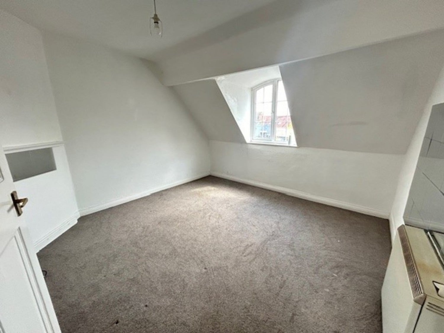 Flat Broadfields Road in Birmingham