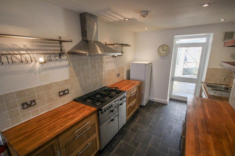 Room Queen Street in Aberystwyth