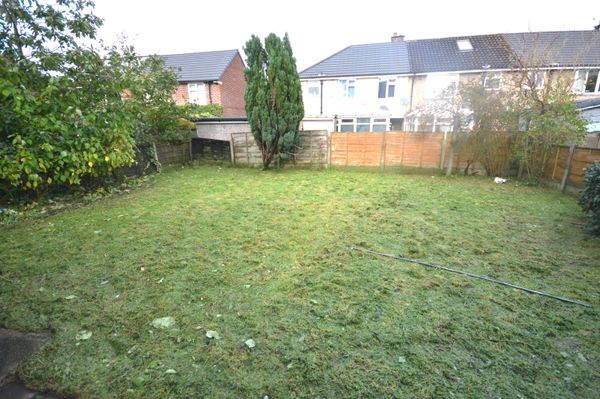 House Nevin Avenue in Cheadle Hulme