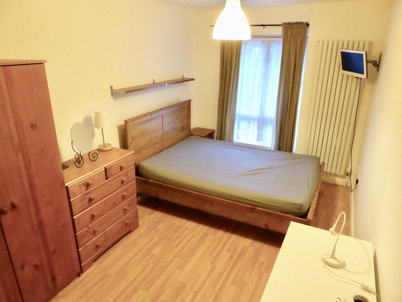 Room Beaconsfield Road in Greater London
