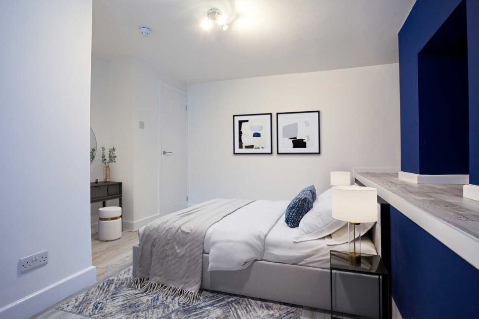 Flat Grosvenor Road in Newcastle-under-Lyme