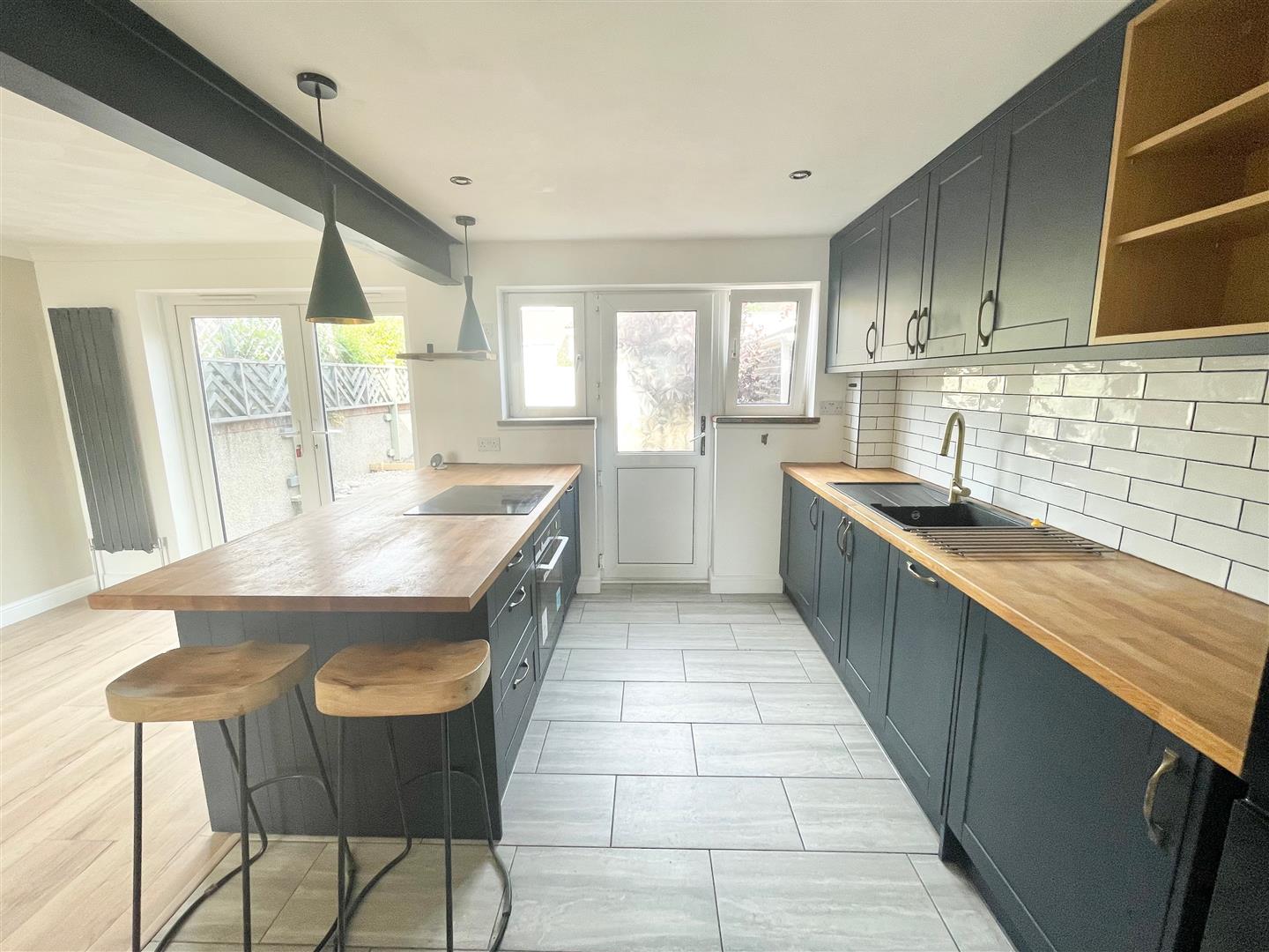 House Springwood Close in Plymouth