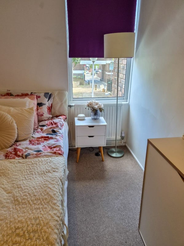 Room Upper Caldy Walk in Greater London
