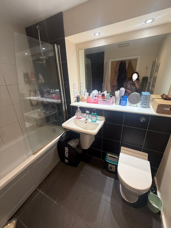 Room Devonport Street in Greater London