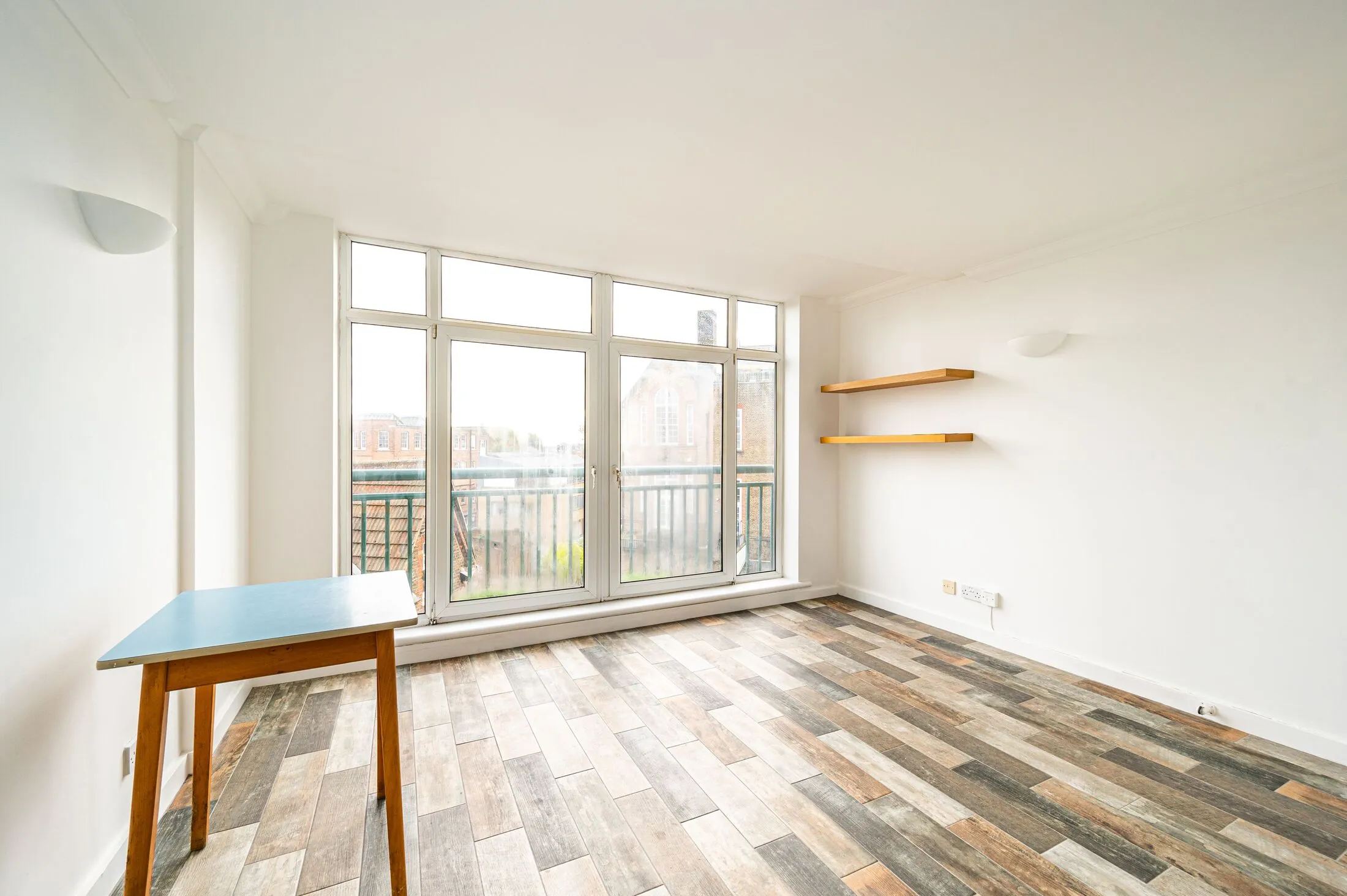 Flat Northwold Road in Greater London