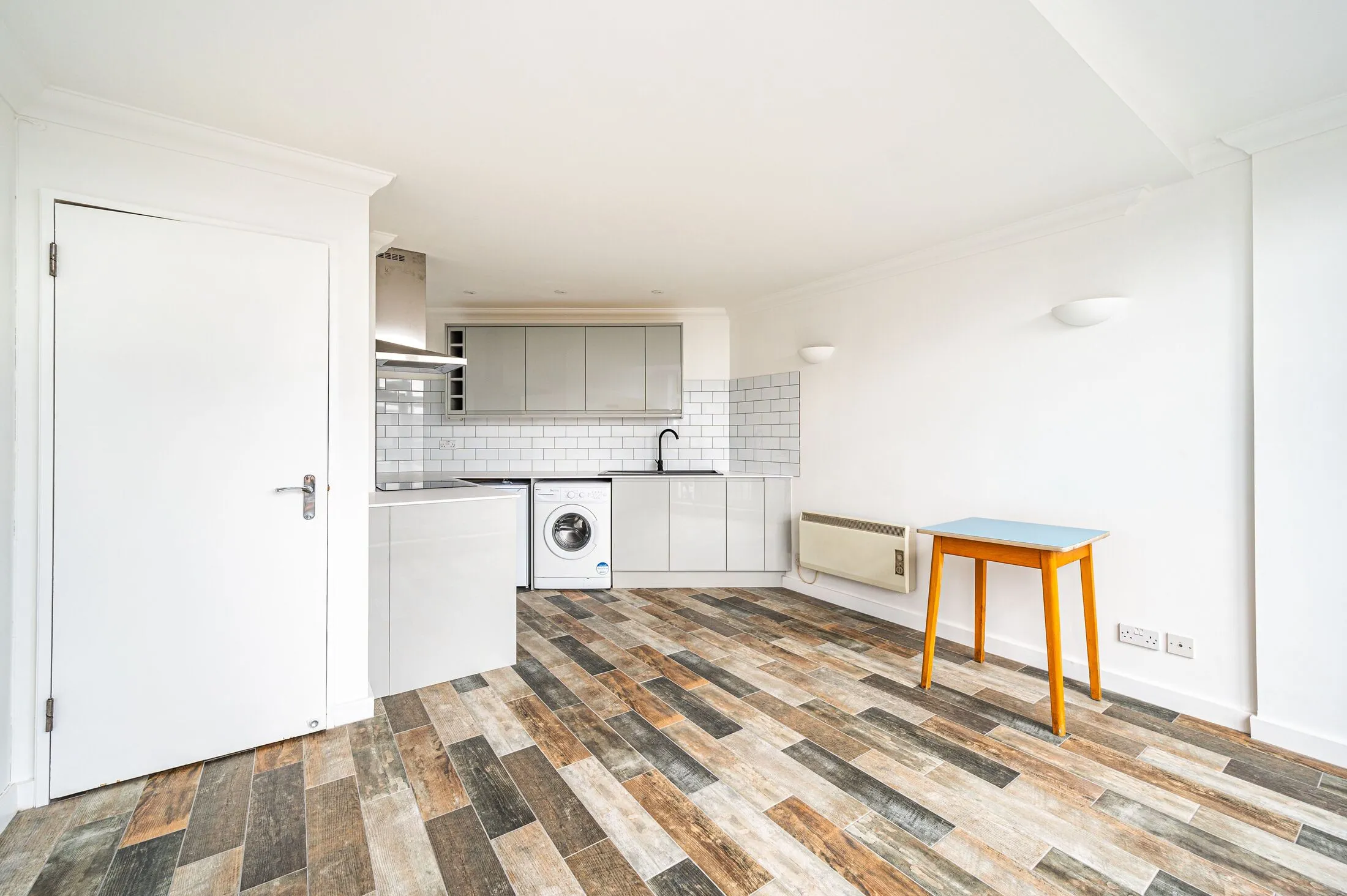 Flat Northwold Road in Greater London