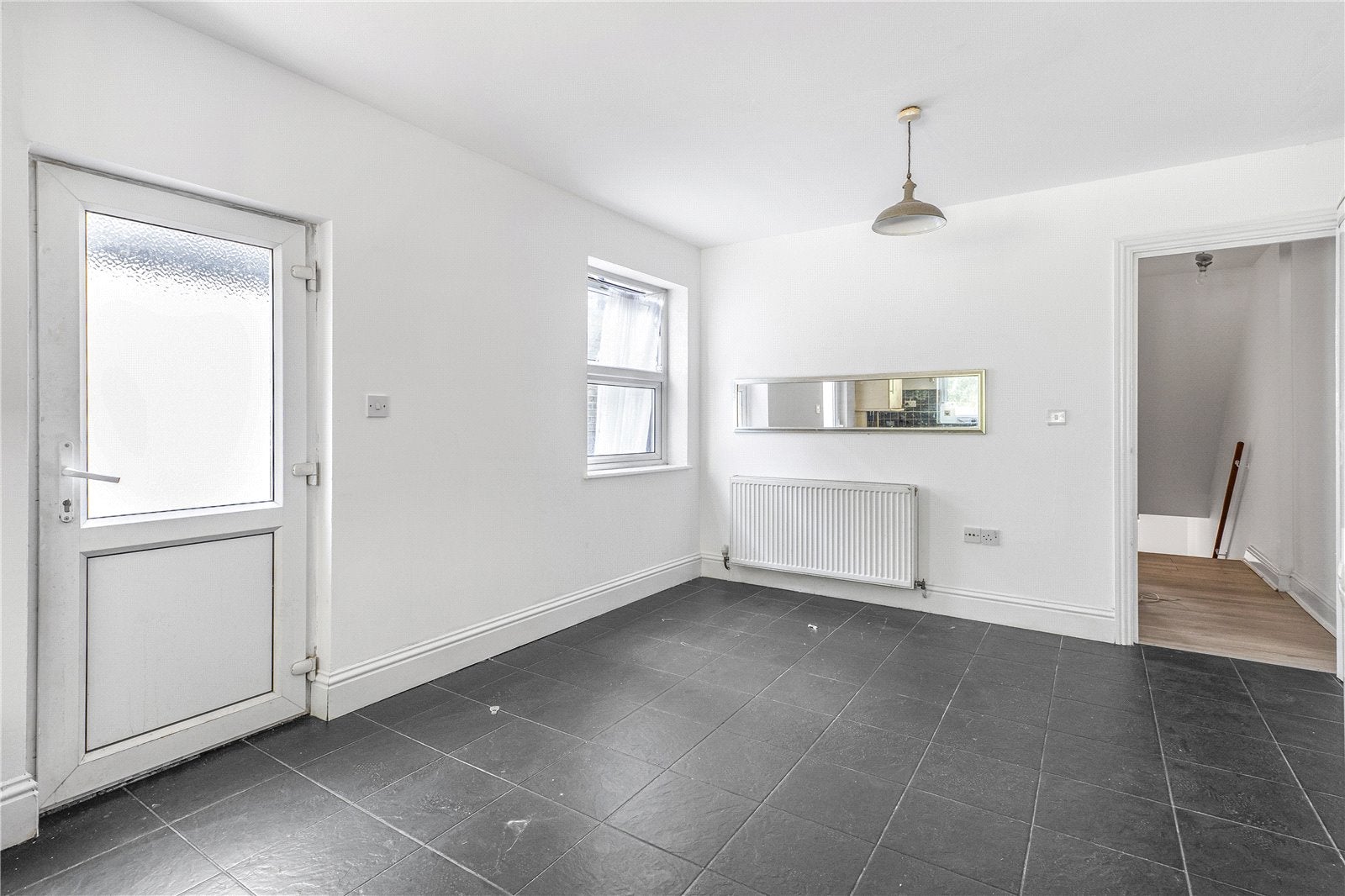 Flat Graham Road in Greater London