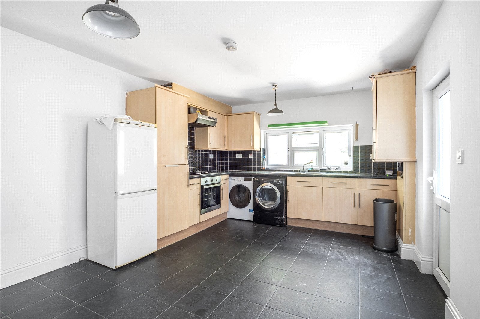 Flat Graham Road in Greater London