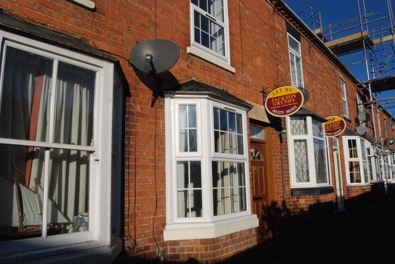 House Sanders Terrace in Long Buckby