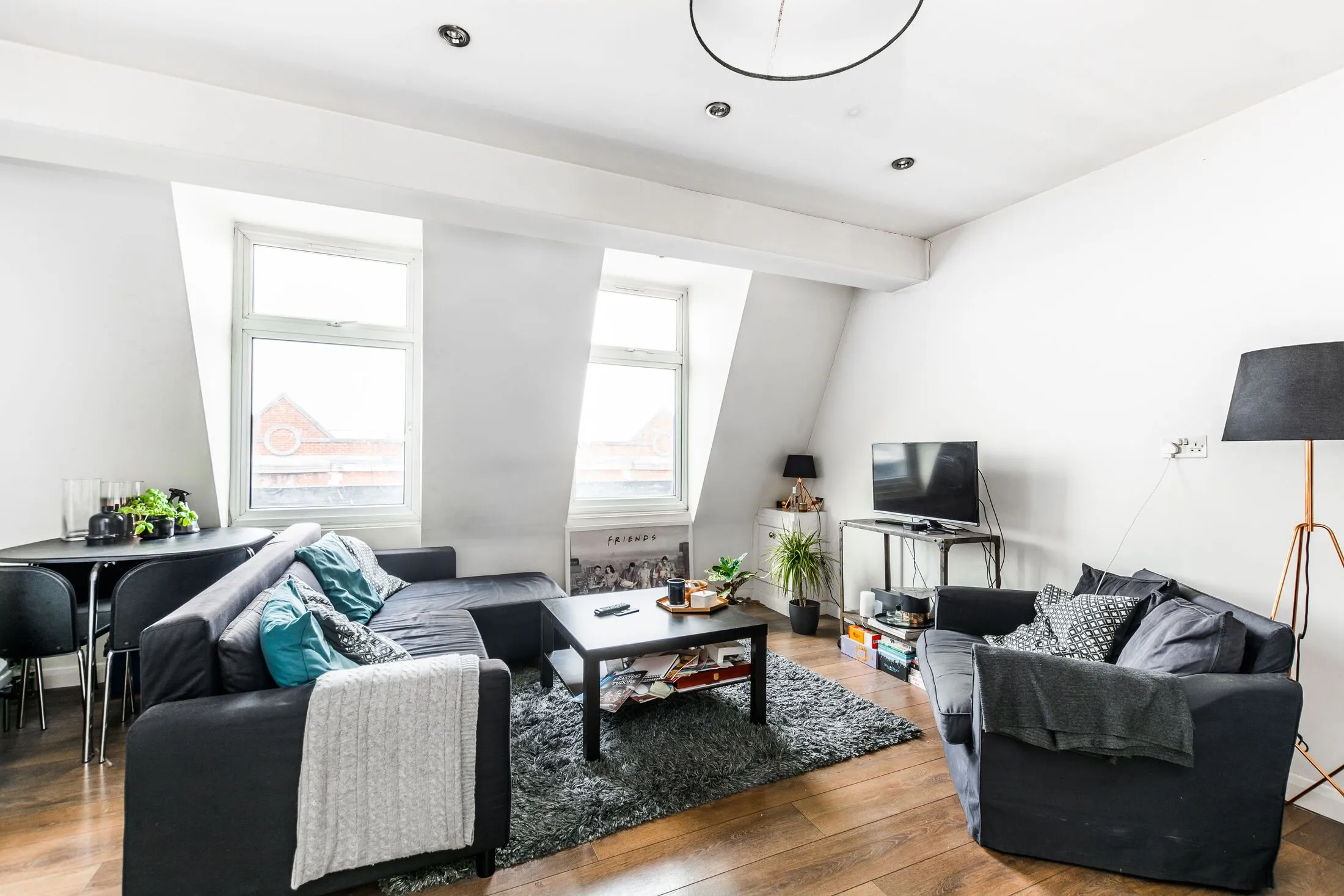 Flat Kingsland High Street in Greater London