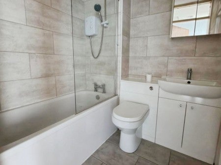 Flat Mellor Way in Chadderton