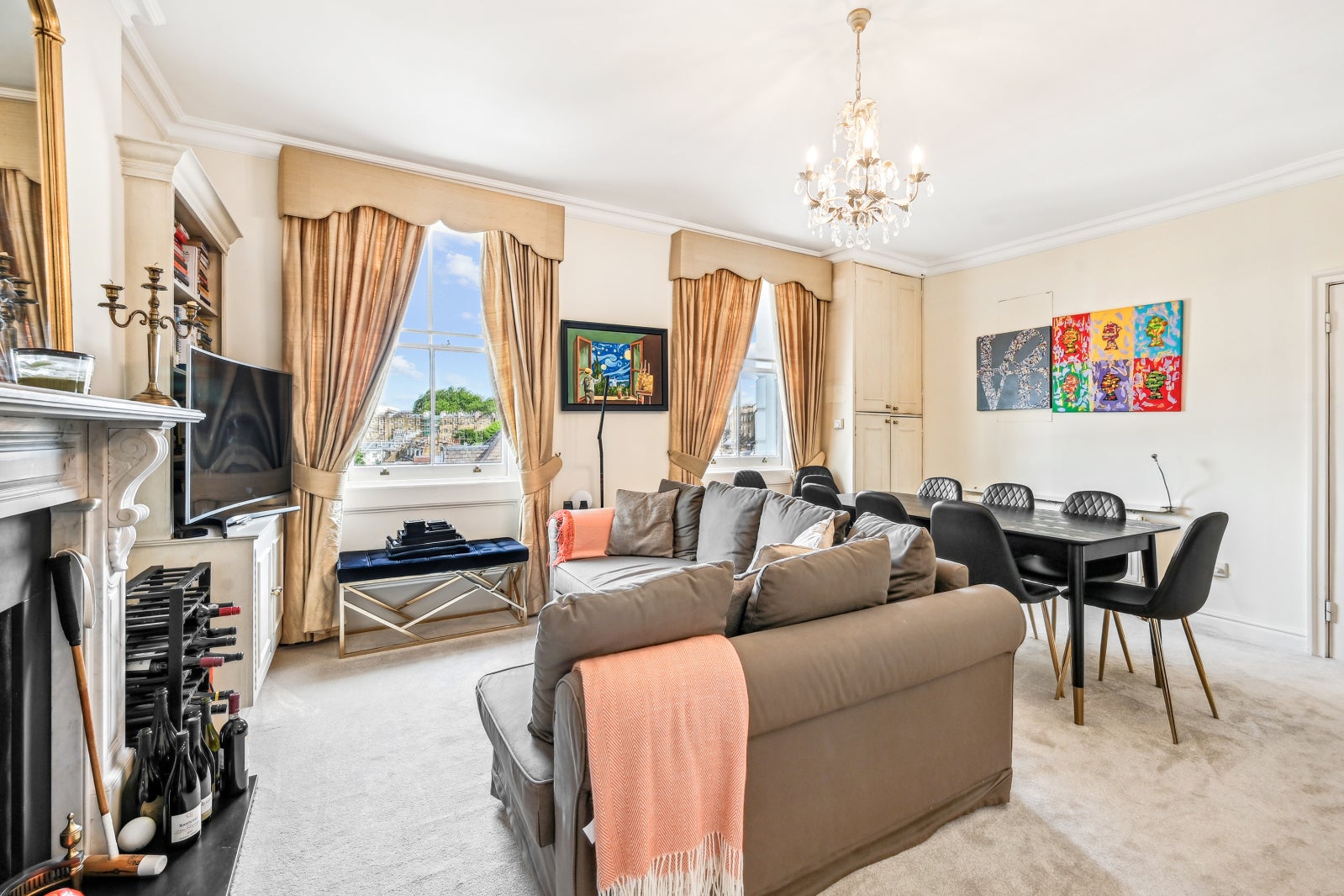 Flat Onslow Gardens in Greater London