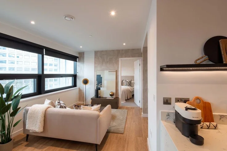 Flat Great Charles Street Queensway in Birmingham
