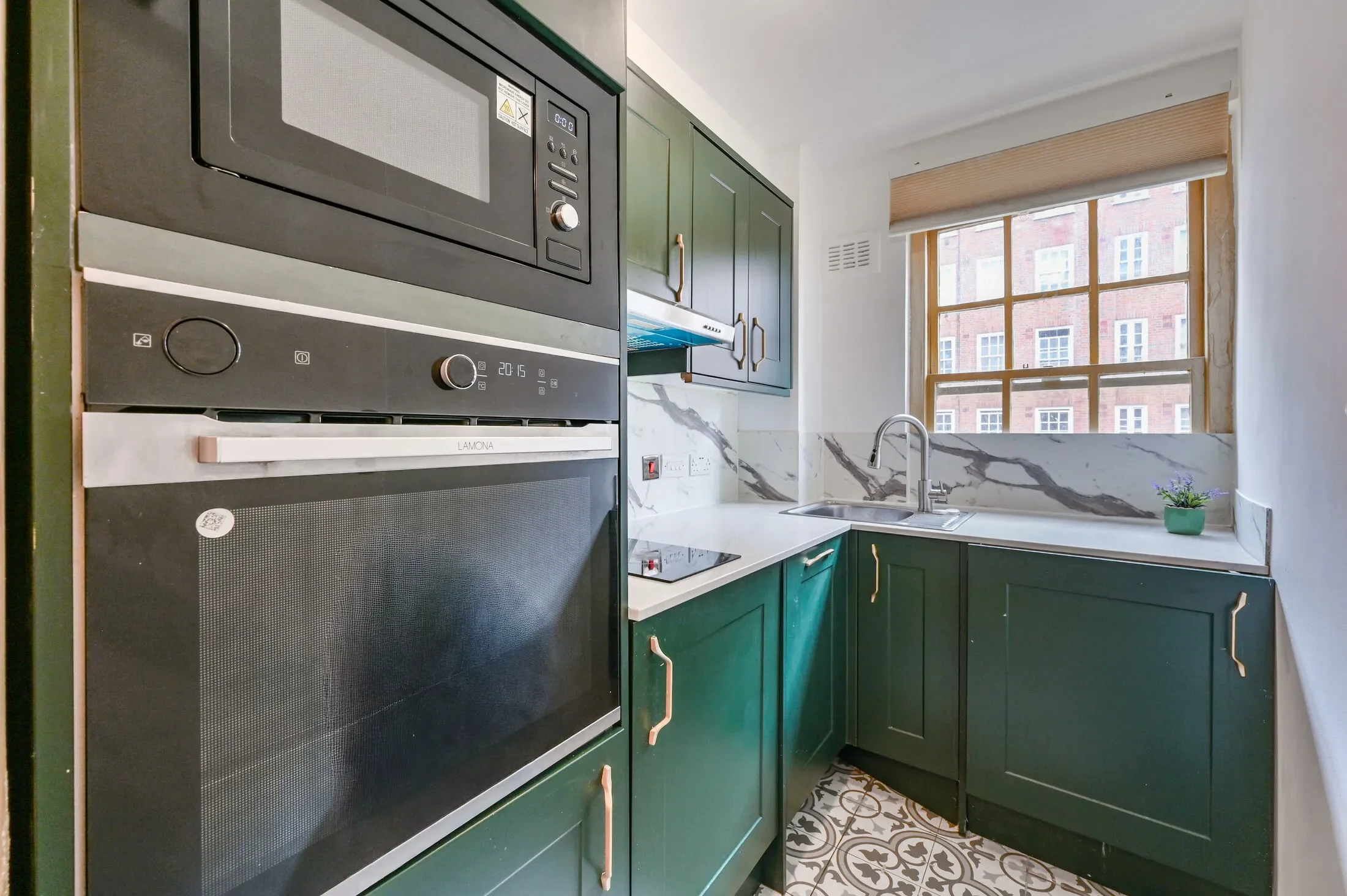 Flat Kendal Street in City of Westminster