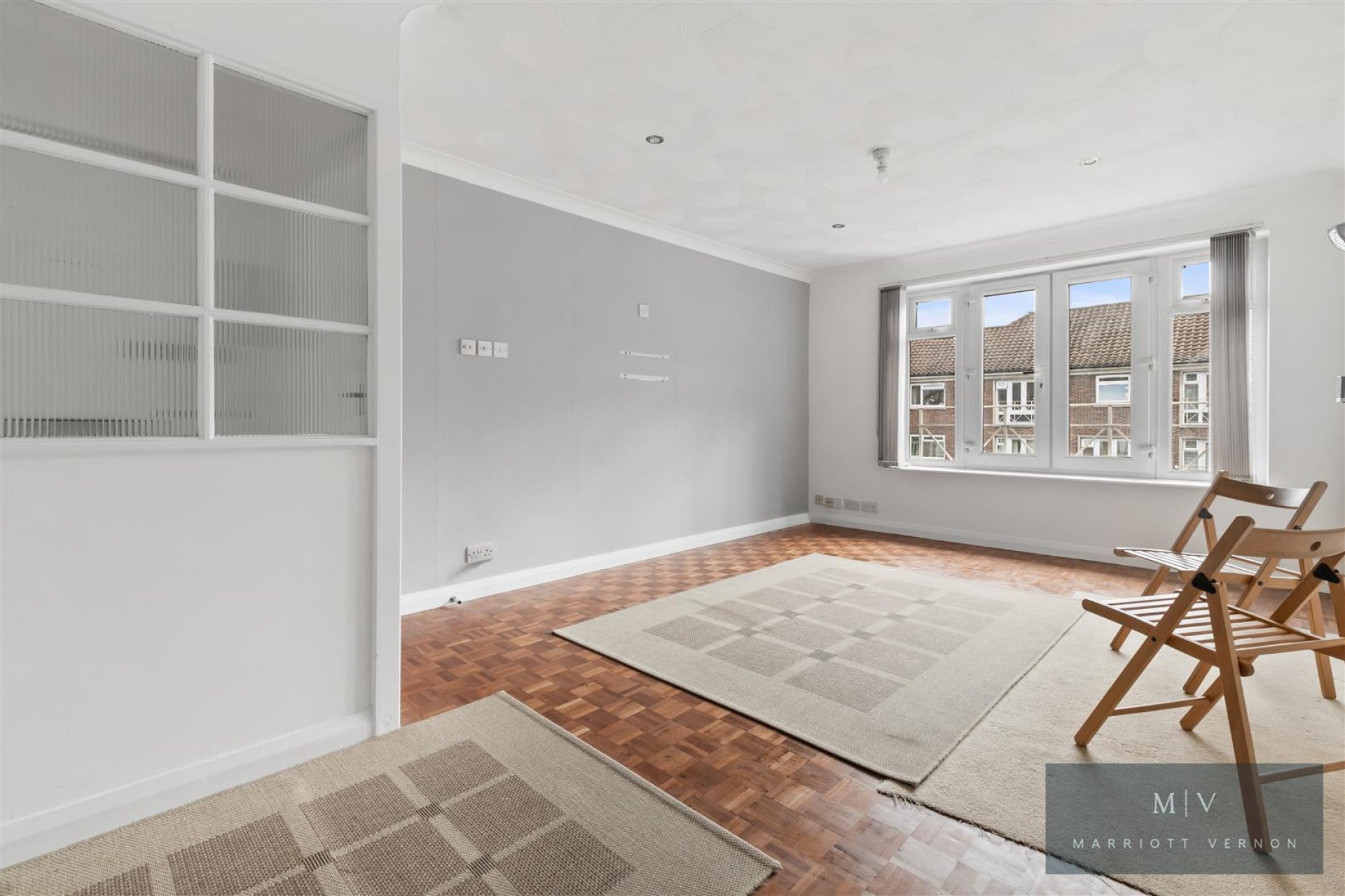 Flat Addiscombe Road in Greater London