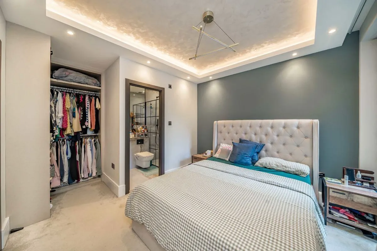 Flat Balham Park Road in Greater London