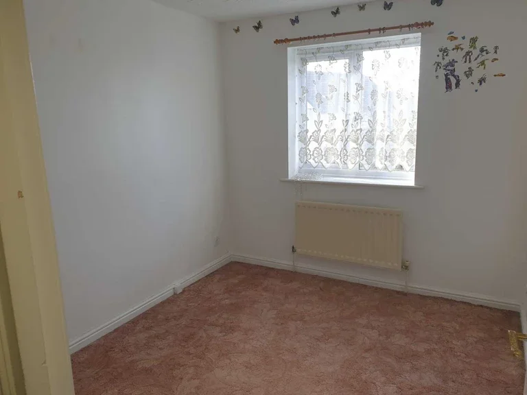 Flat Uxbridge Road in Greater London