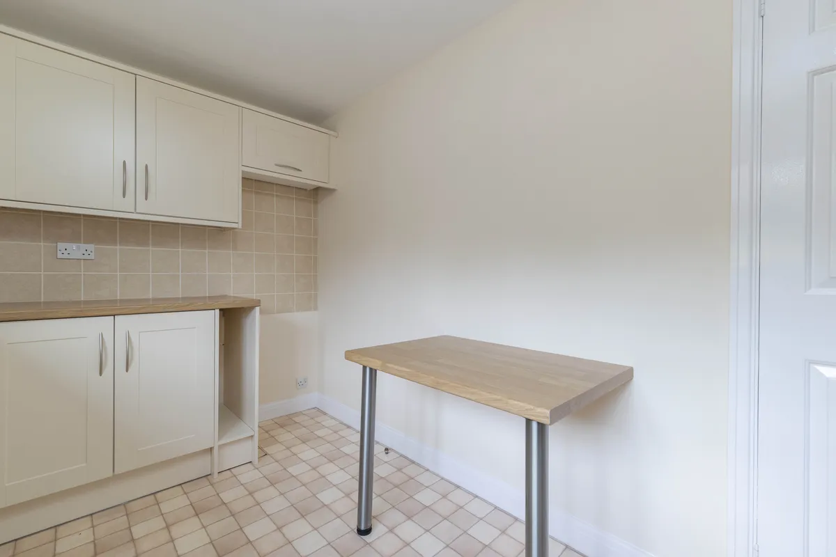 Flat Four Winds Court in Hartlepool