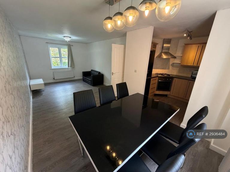 Flat Millbank Place in Ashfield