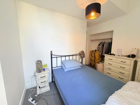 Flat South Parade in Portsmouth