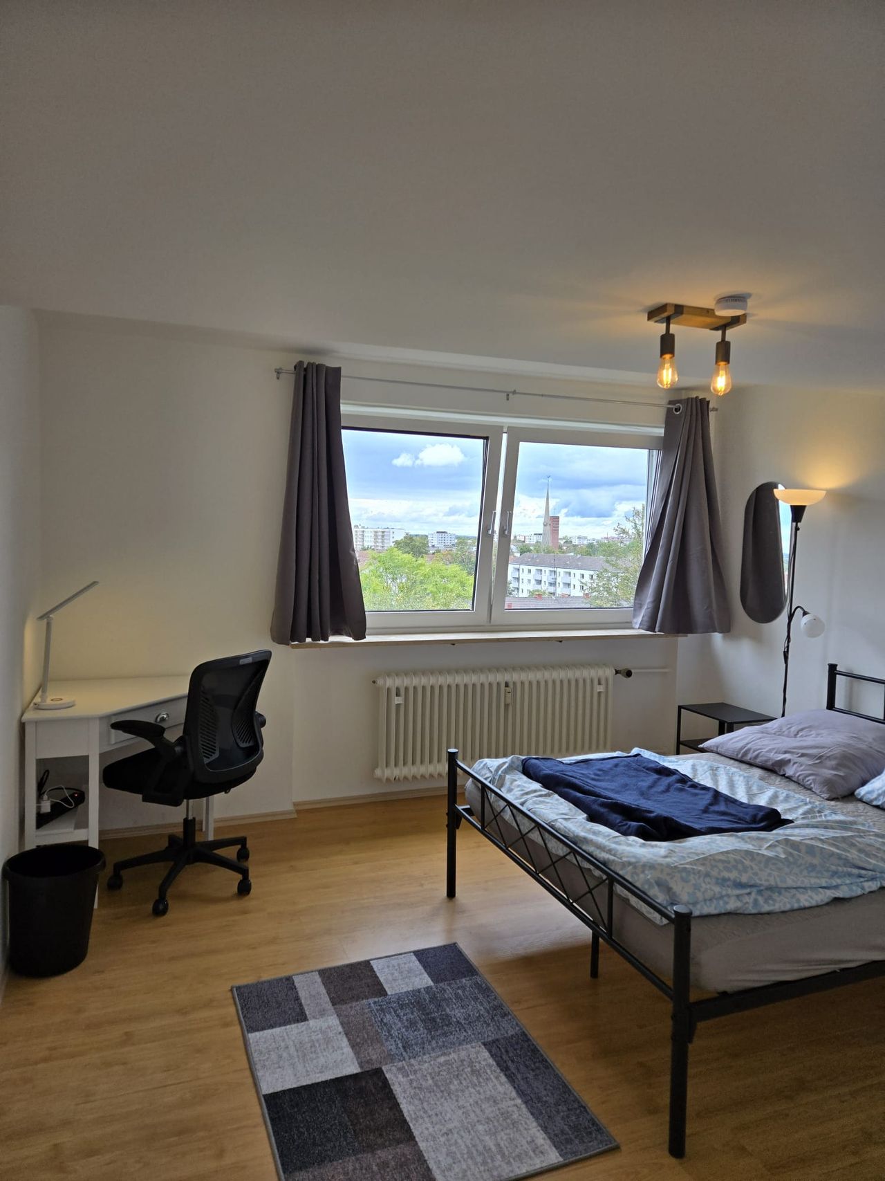 Zimmer Riemerschmidstraße in München