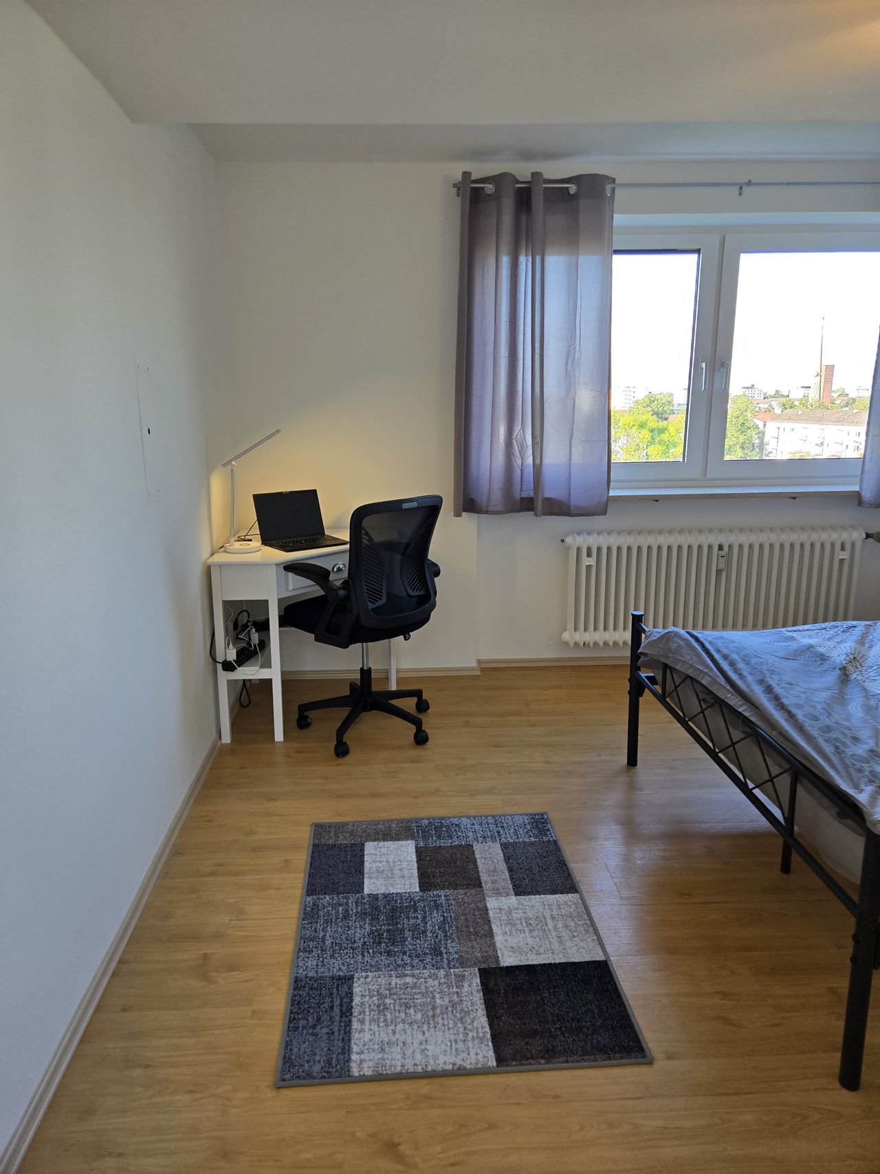 Zimmer Riemerschmidstraße in München