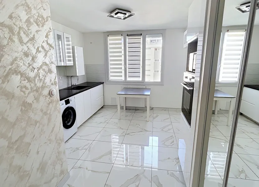 Flat Rue Mozart in Bourg-lès-Valence
