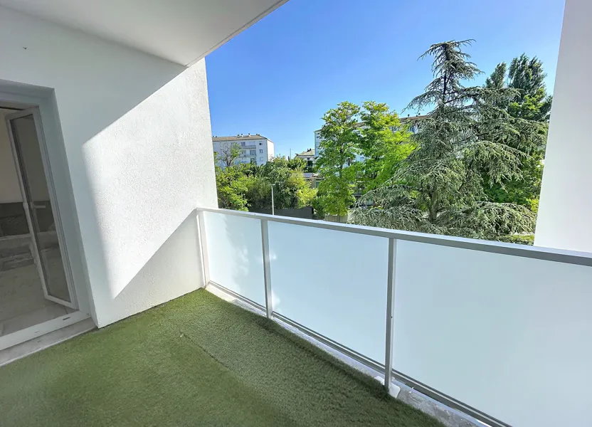 Flat Rue Mozart in Bourg-lès-Valence