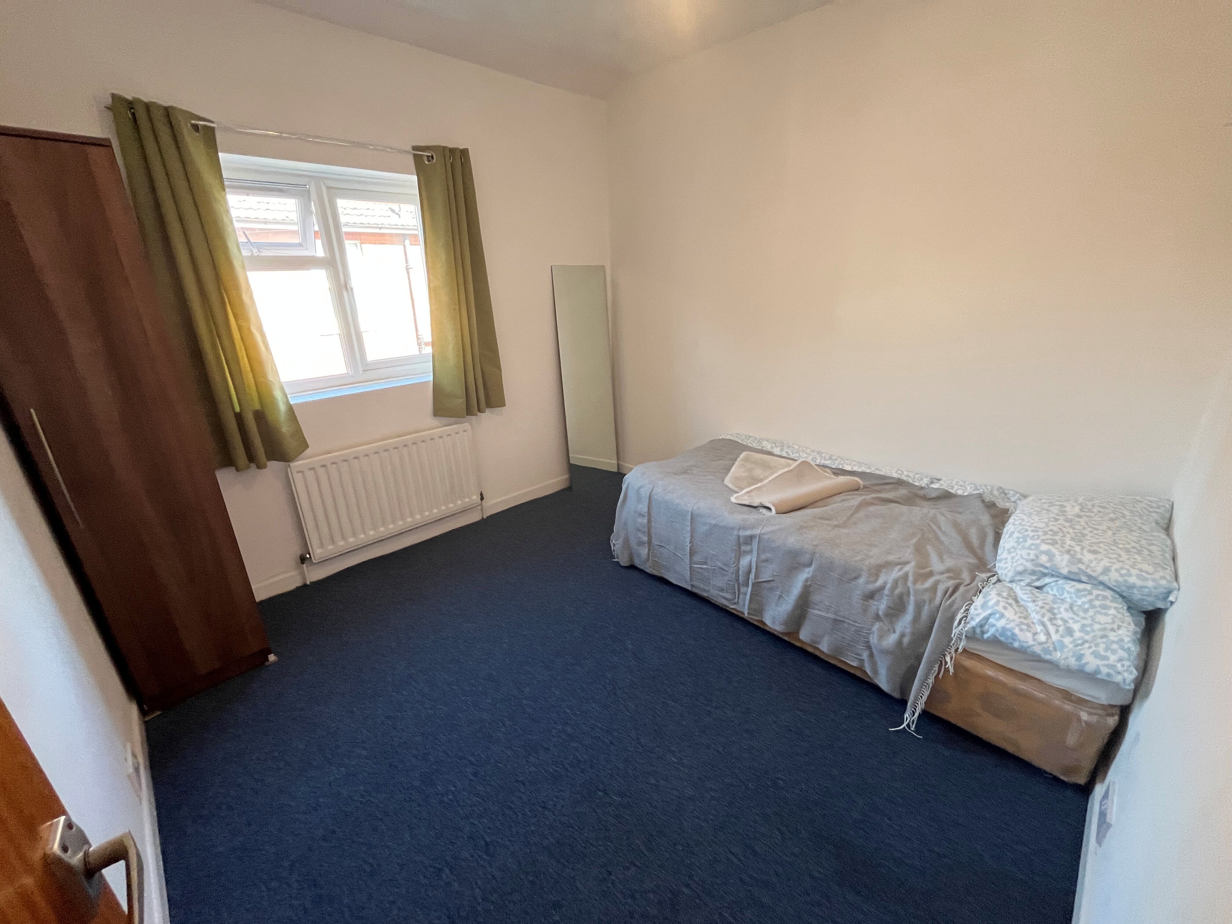 Flat Winchester Road in Southampton