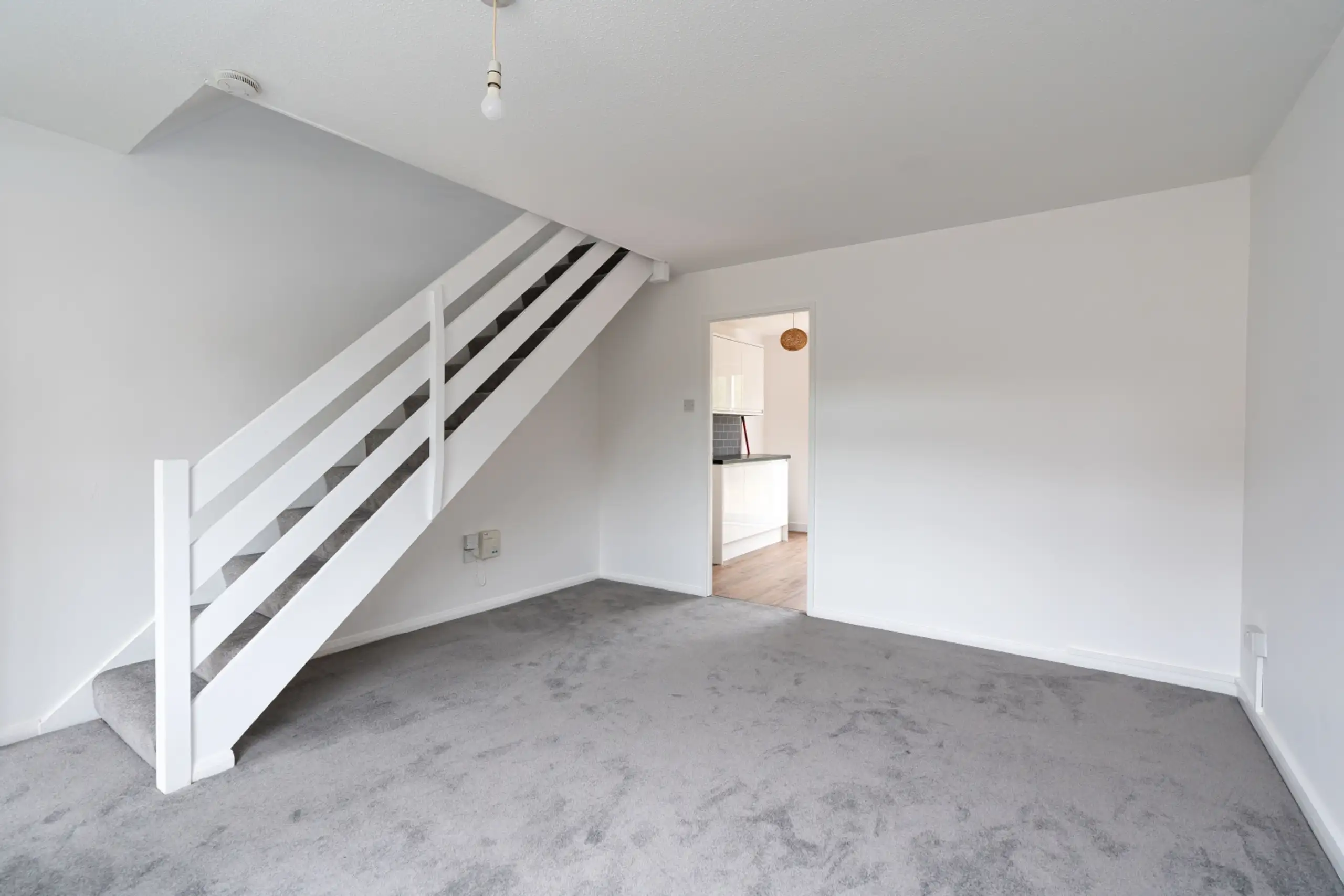 Flat Hunter Close in Oxford