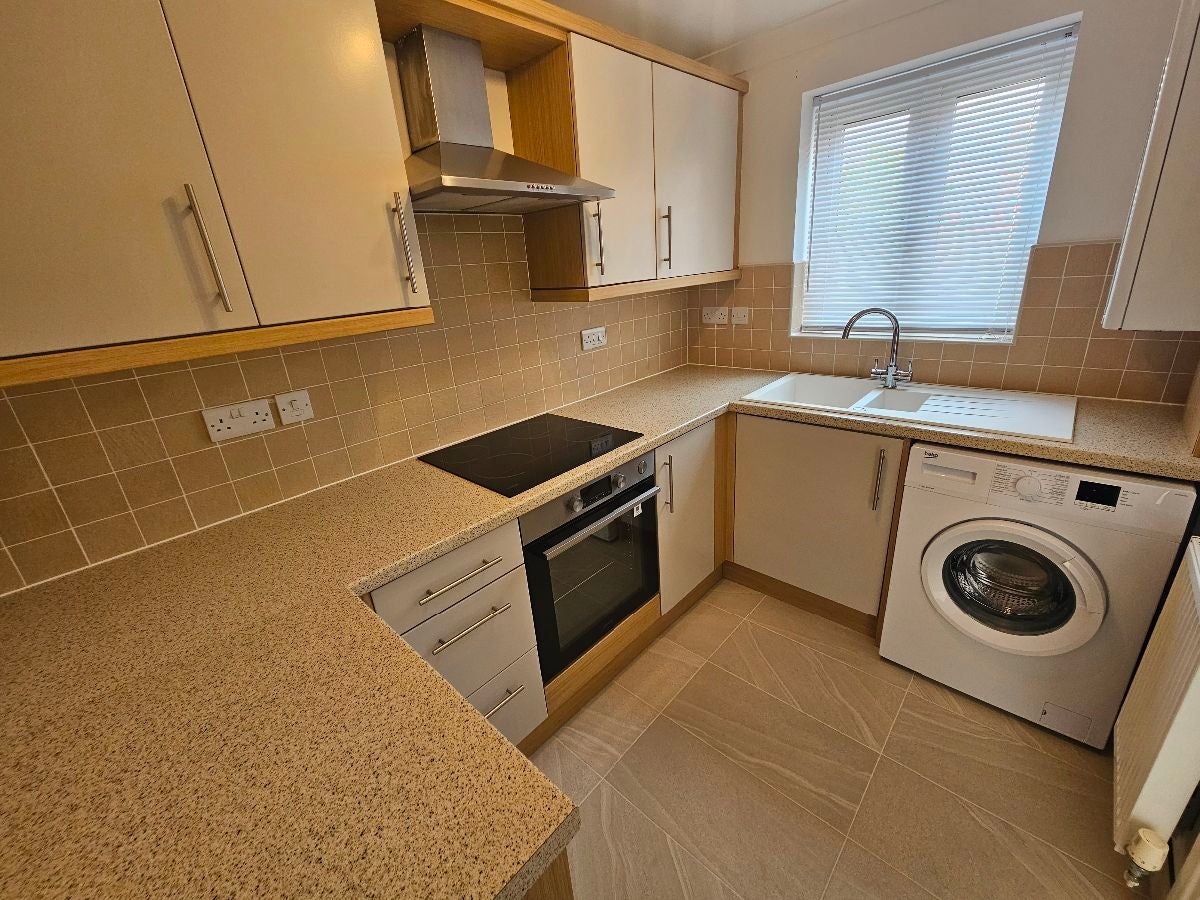 House Mikanda Close in Fenland District
