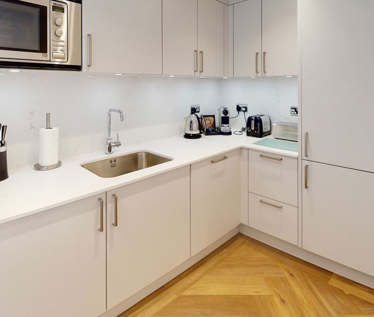 Flat Fulham Road in Greater London