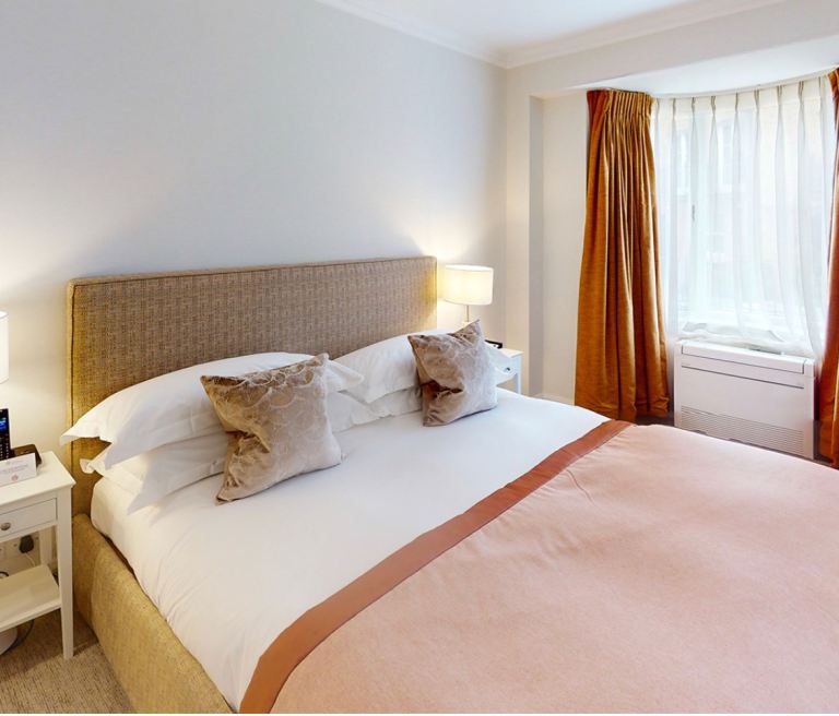 Flat Fulham Road in Greater London