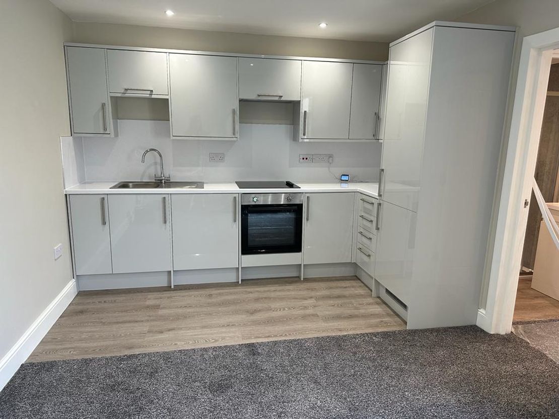 Flat Millbrook Road East in Southampton