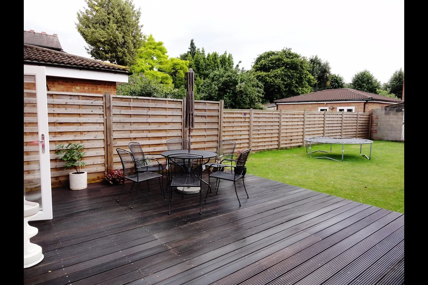 House Sheen Park in Greater London