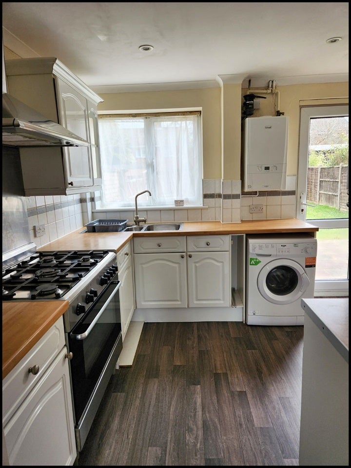 House Fisher Close in Crawley