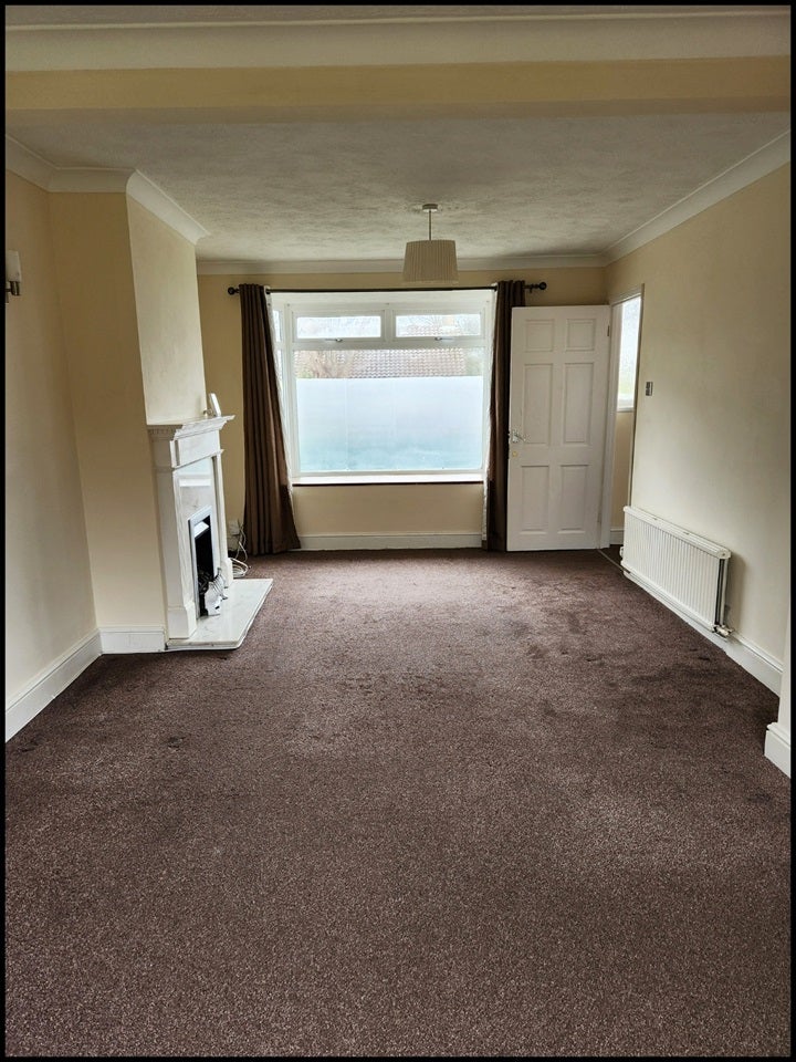 House Fisher Close in Crawley