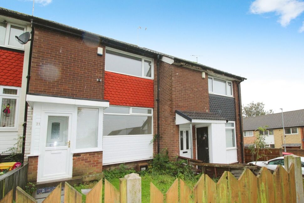 House Manor Farm Way in Leeds