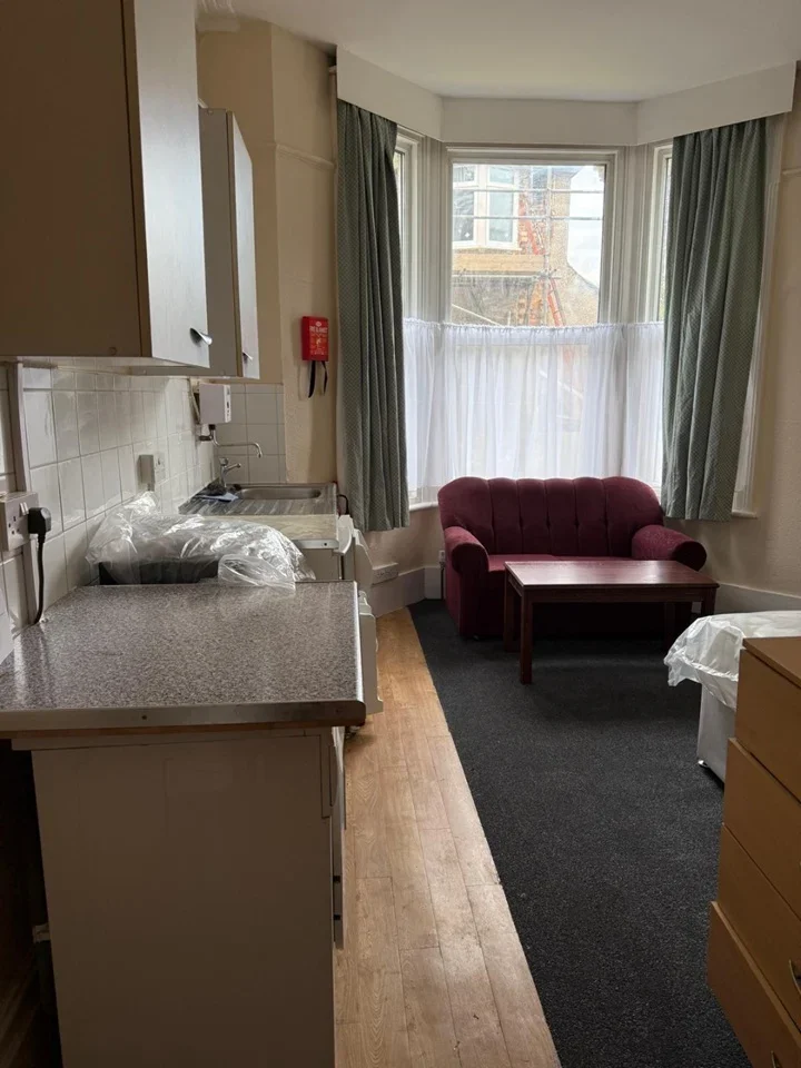 Room St. Stephen's Road in Greater London