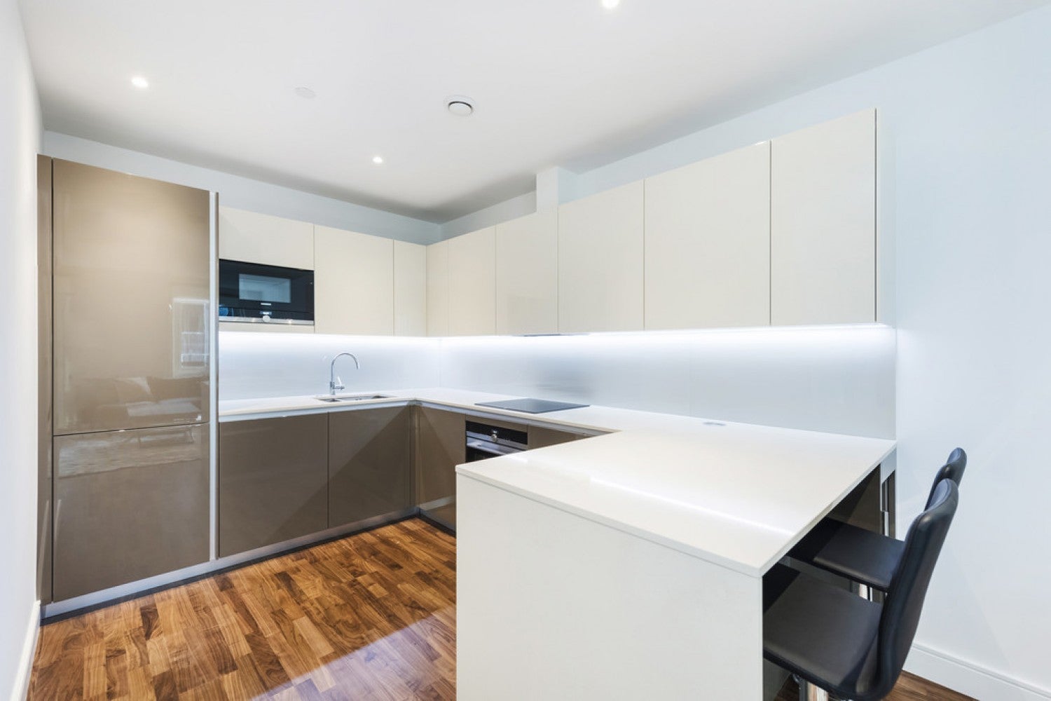Flat York Road in Greater London