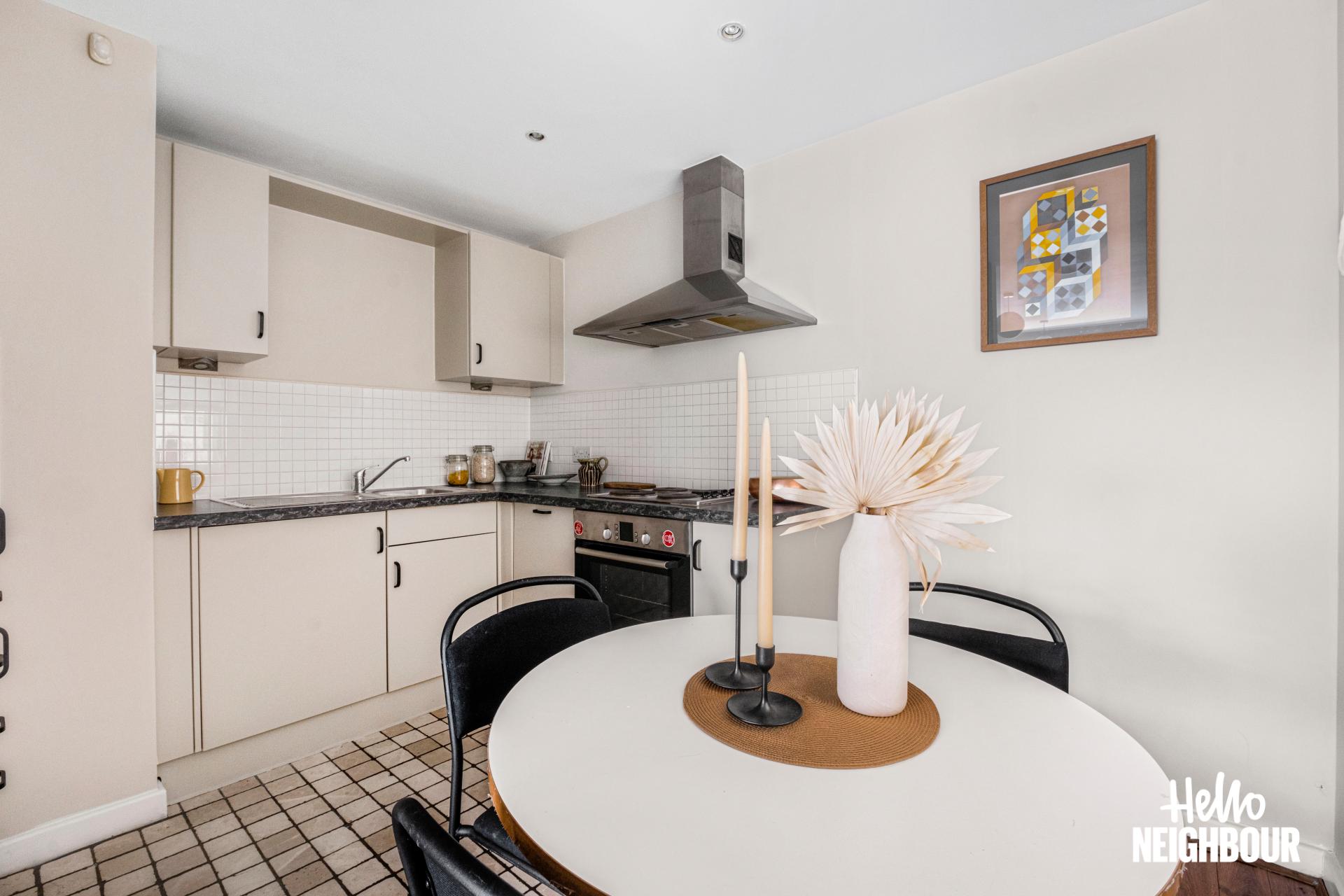 Flat Highwood Close in Greater London