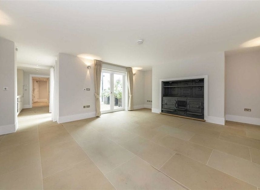 Flat Great Cumberland Place in City of Westminster