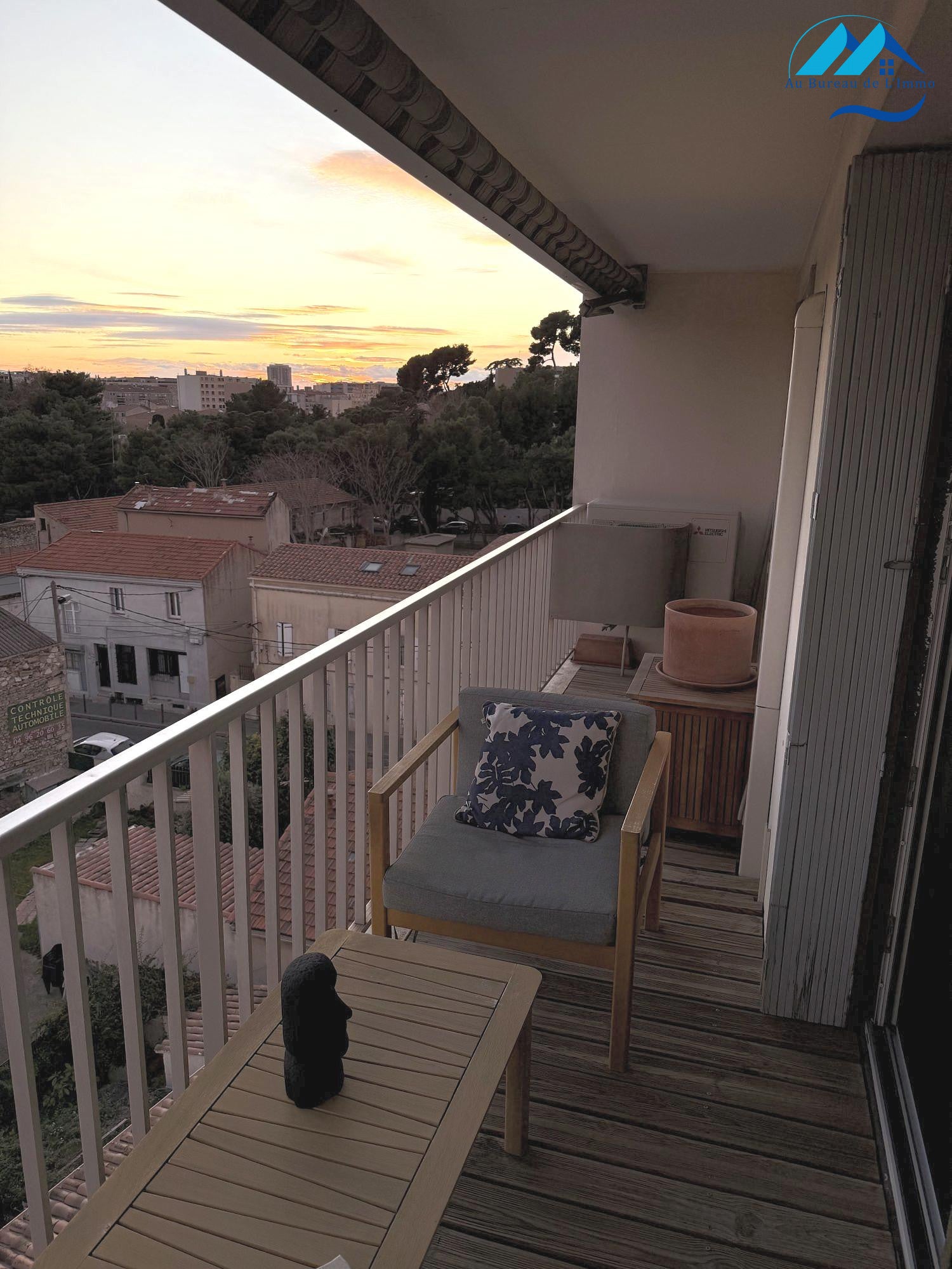 Flat Boulevard Mireille Lauze in Marseille