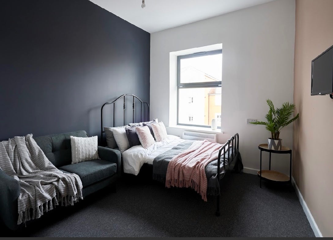 Room Lawrence Hill in Bristol