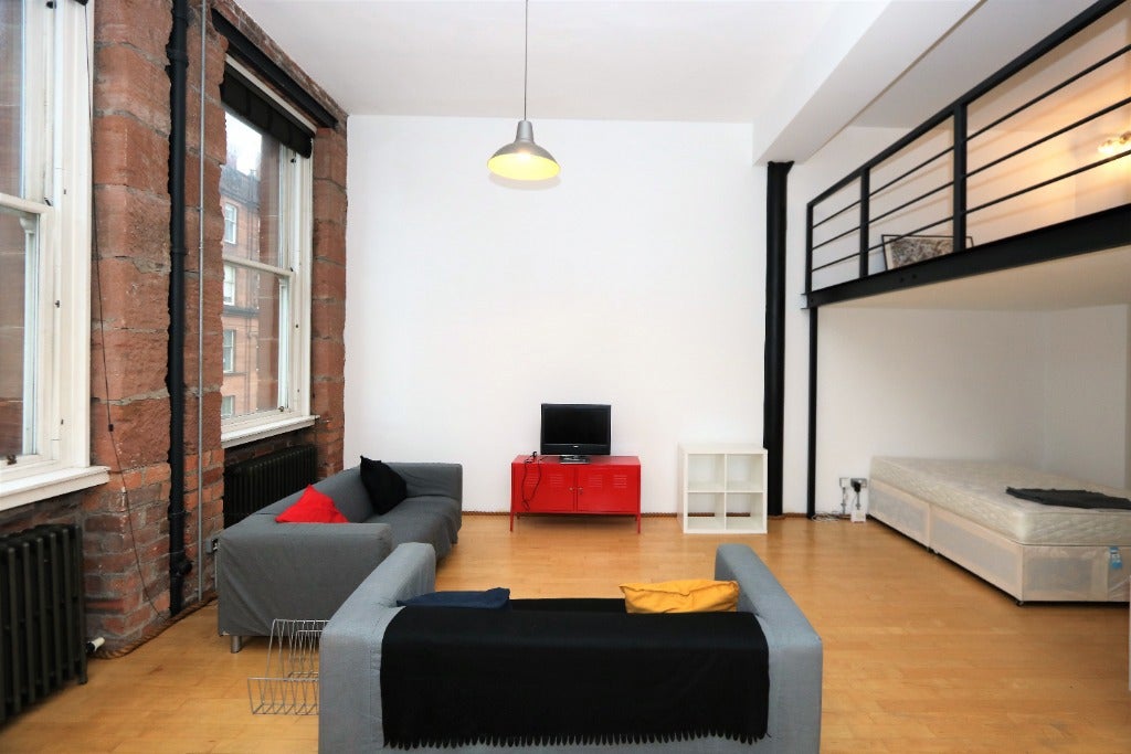 Flat Bell Street in Glasgow