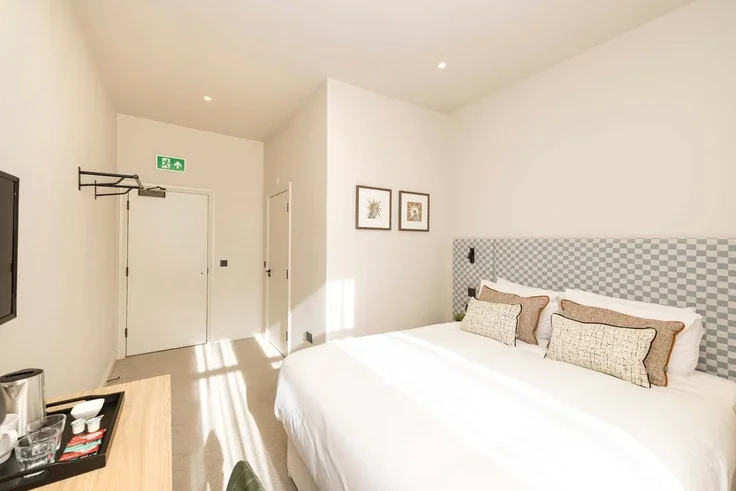 Room High Street in City of Edinburgh