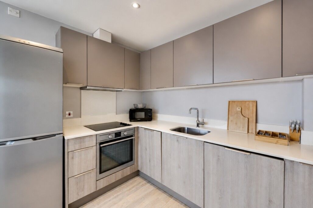 Flat Kilburn High Road in Greater London