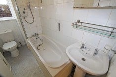 Flat Wimborne Road in Southend-on-Sea