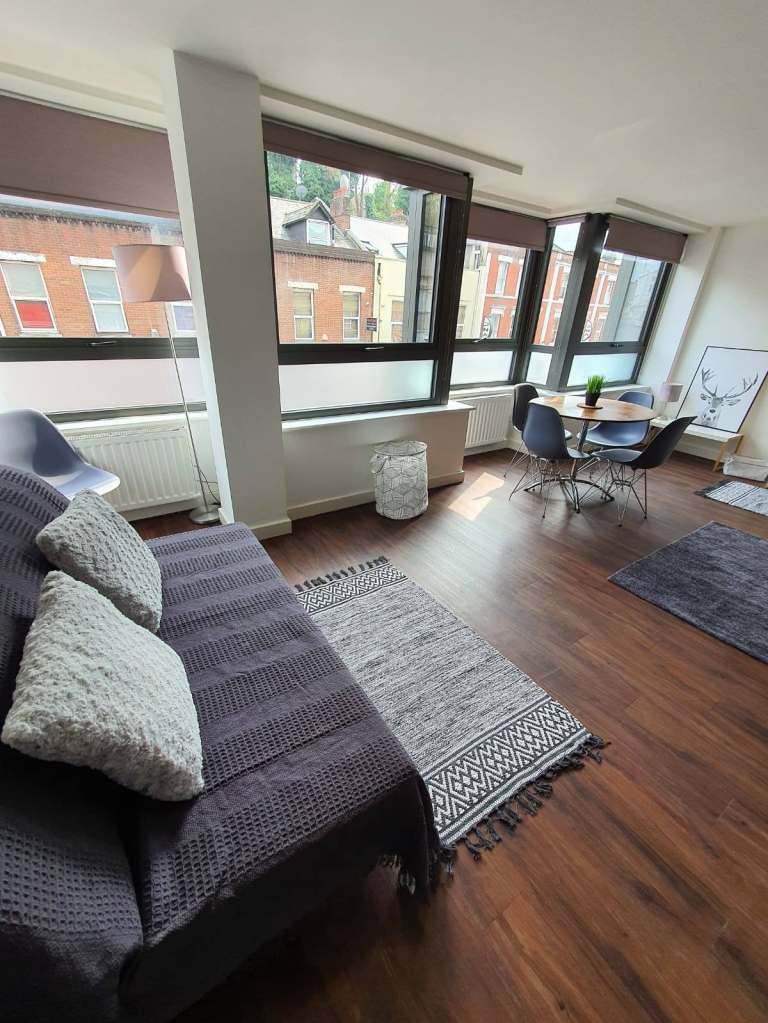 Room Cumnor Road in Bournemouth